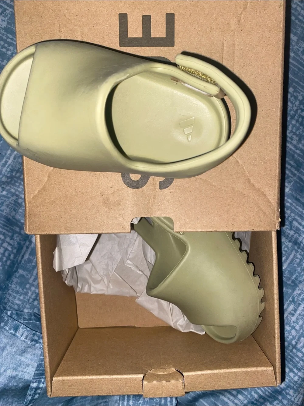 Yeezy Kids Slide Sandals in Olive Green